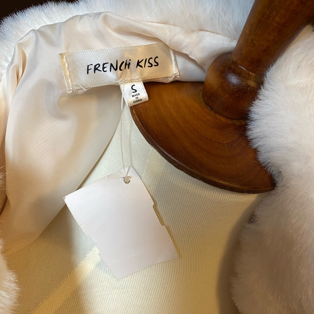fur faux crop coat nwt - Picture 2 of 3